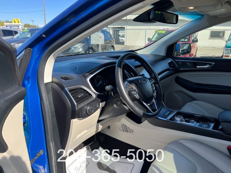 Ford Edge 2020 price $21,995
