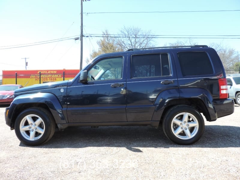 Jeep Liberty 2012 price $7,450