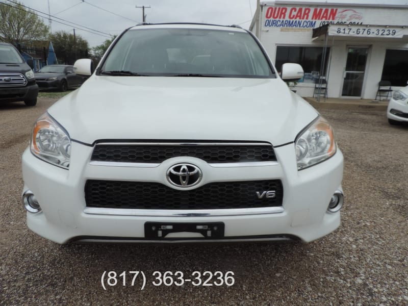 Toyota RAV4 2009 price $8,800