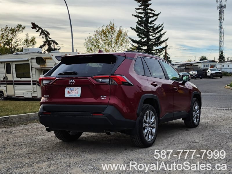 Toyota RAV4 2019 price $35,995