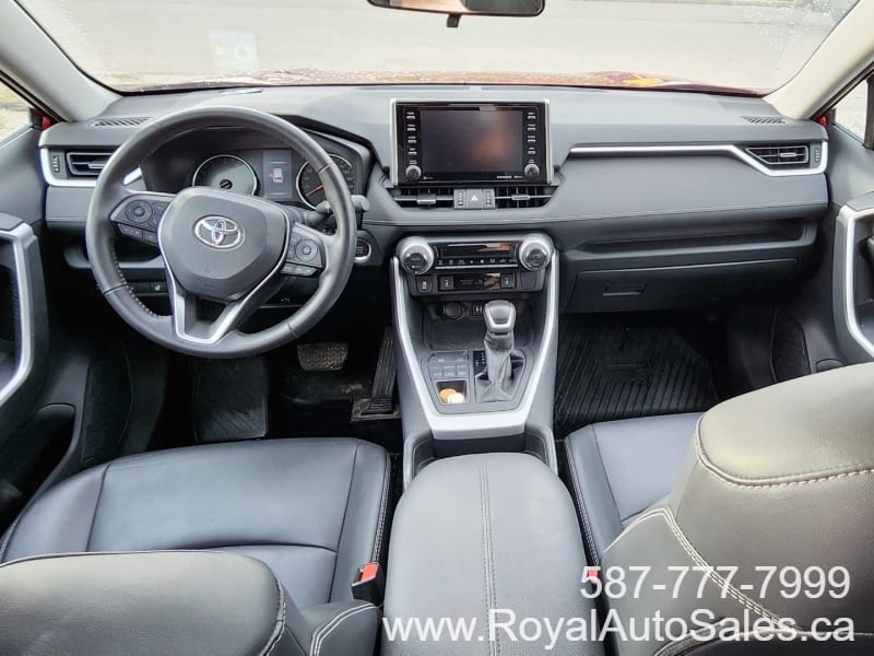 Toyota RAV4 2019 price $35,995