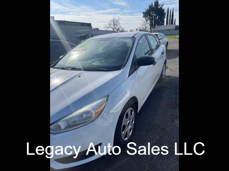 Ford Focus 2018 price $9,999