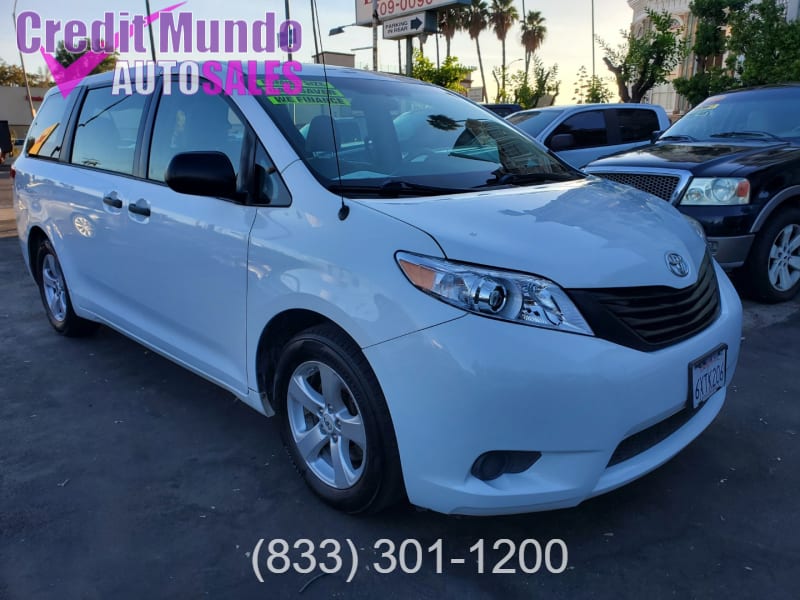 Toyota Sienna 2012 price $12,477