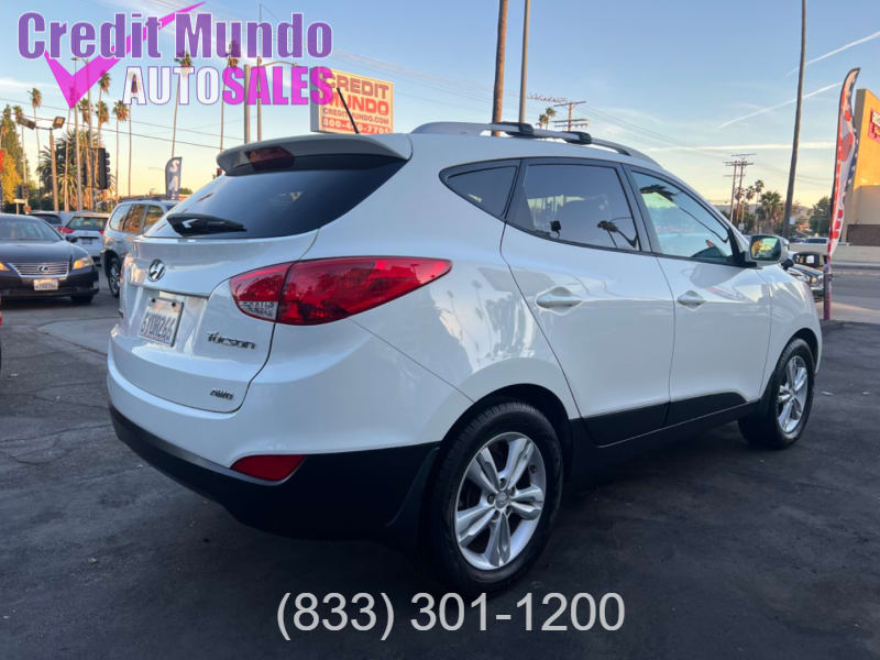 Hyundai Tucson 2013 price $9,977