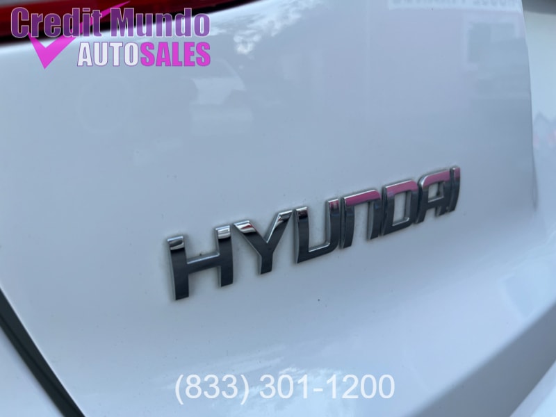 Hyundai Tucson 2013 price $9,977