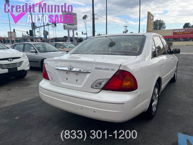 Toyota Avalon 2001 price $3,350