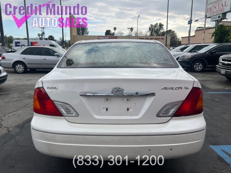 Toyota Avalon 2001 price $3,350