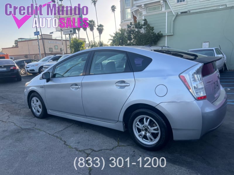 Toyota Prius 2011 price $7,499