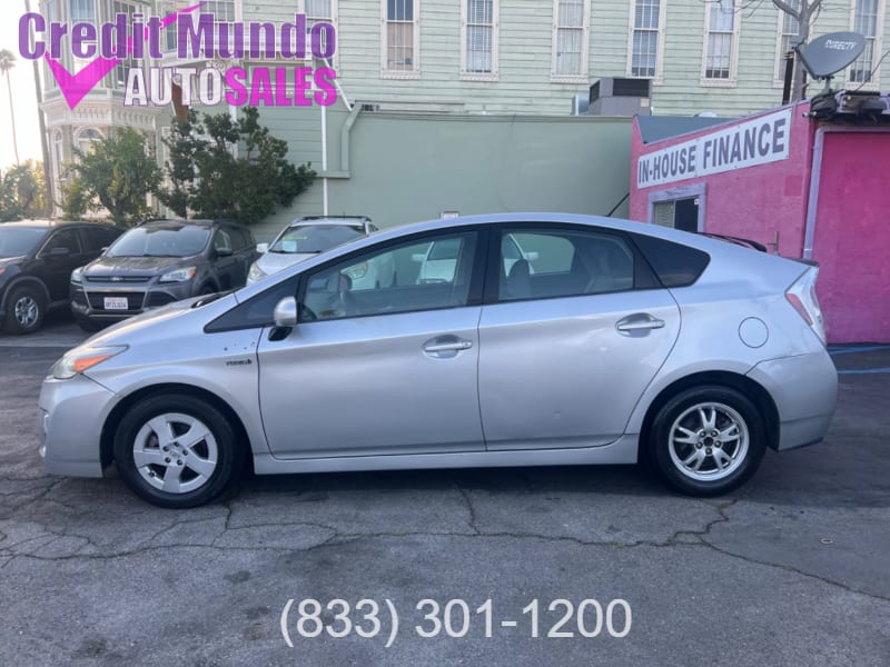 Toyota Prius 2011 price $7,499