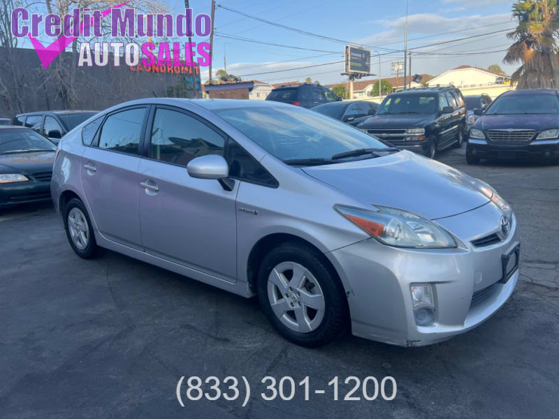 Toyota Prius 2011 price $7,499