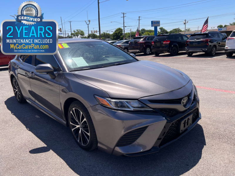 Toyota Camry 2018 price $18,995