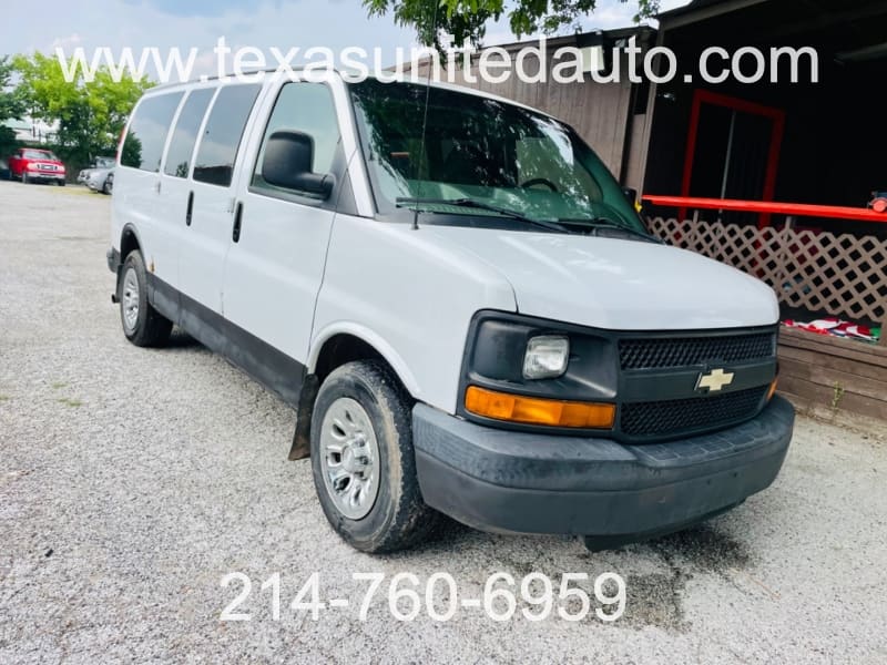 Chevrolet Express Passenger 2009 price $8,900