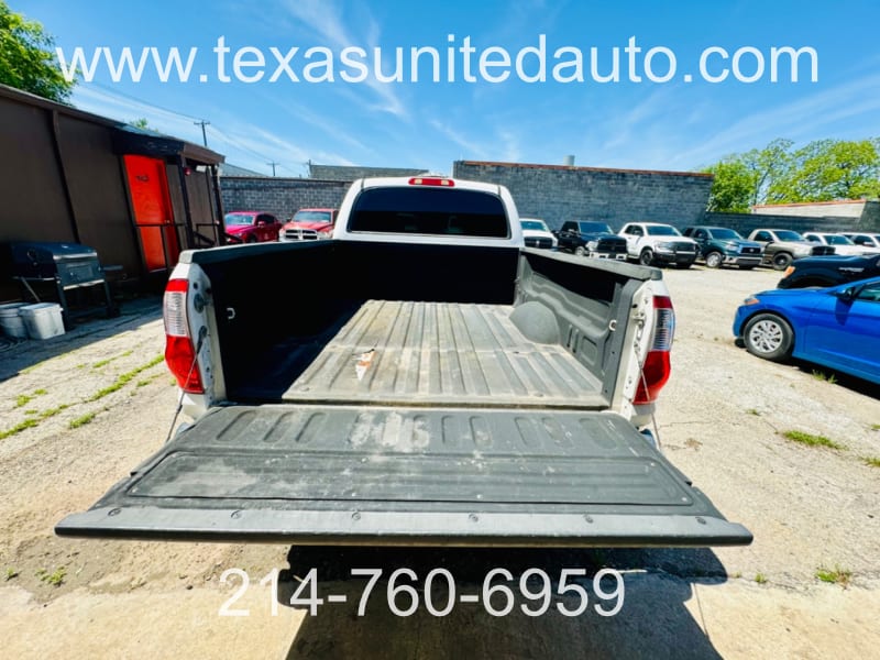 Toyota Tundra 2004 price $5,200