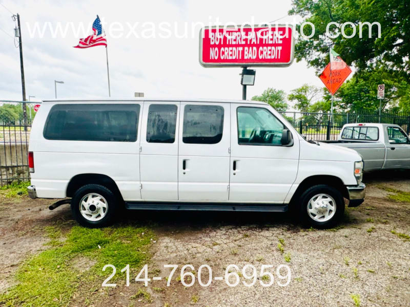 Ford Econoline Wagon 2010 price $10,450