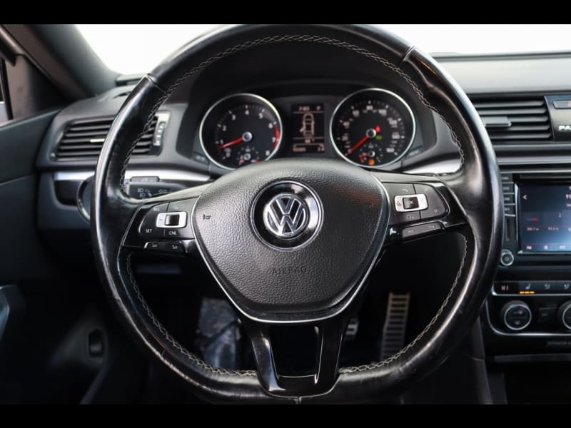 Volkswagen Passat 2018 price $14,990