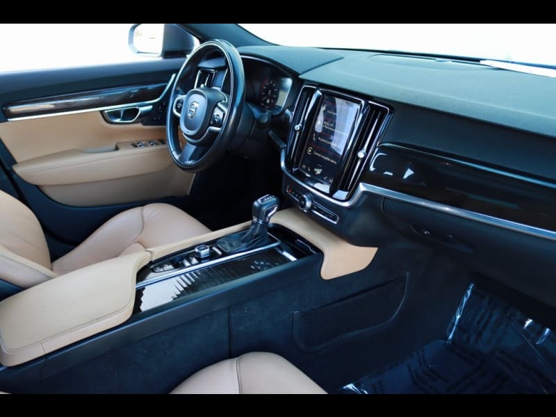 Volvo S90 2018 price $19,990