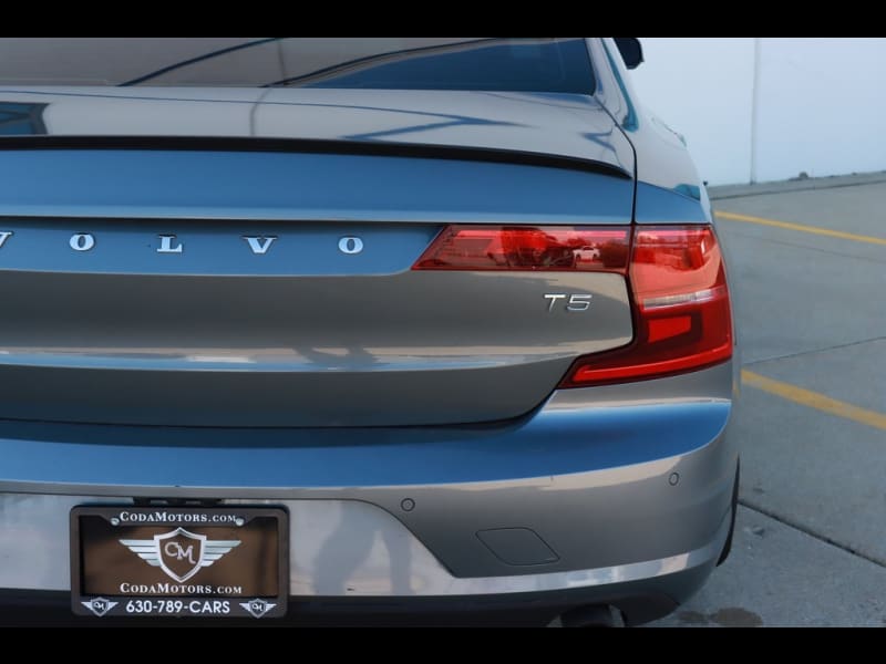 Volvo S90 2018 price $19,990