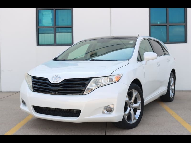 Toyota Venza 2009 price $8,890