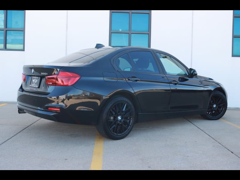 BMW 3 Series 2018 price $18,990