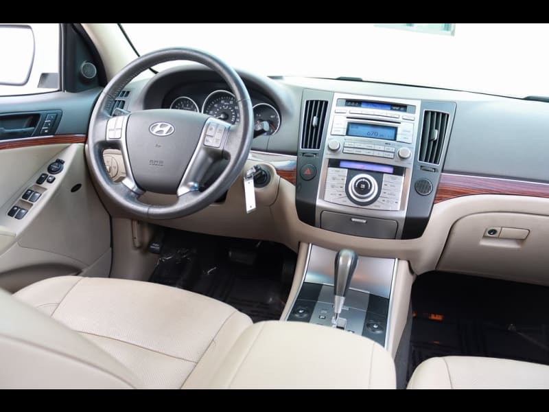 Hyundai Veracruz 2012 price $7,890