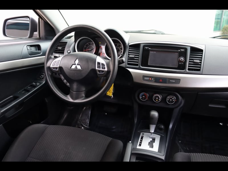 Mitsubishi Lancer 2014 price $8,890