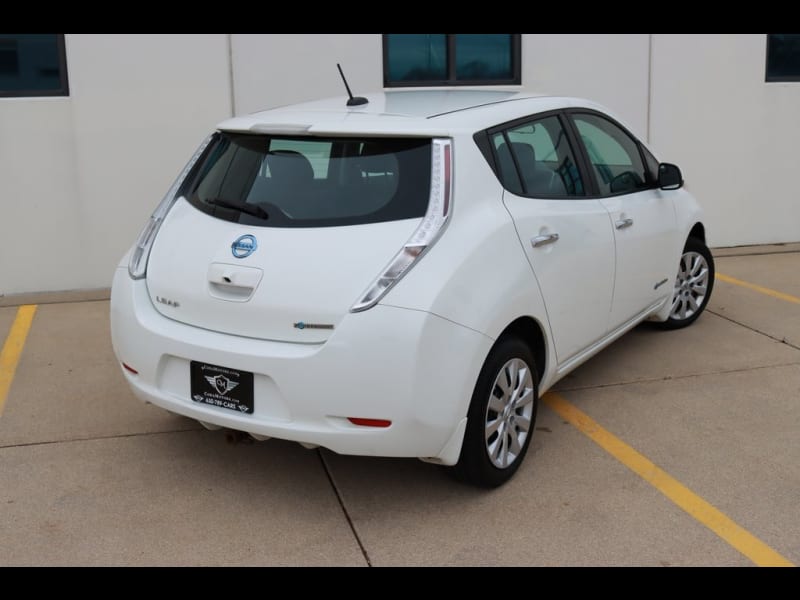 Nissan Leaf 2015 price $5,690