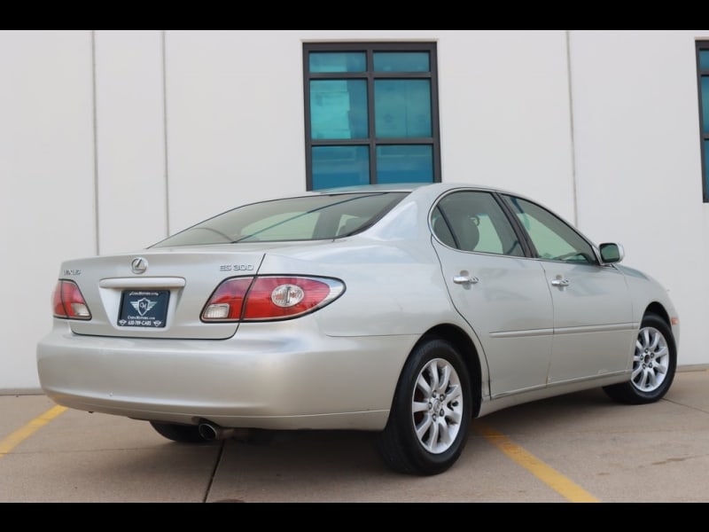 Lexus ES 2003 price $5,980