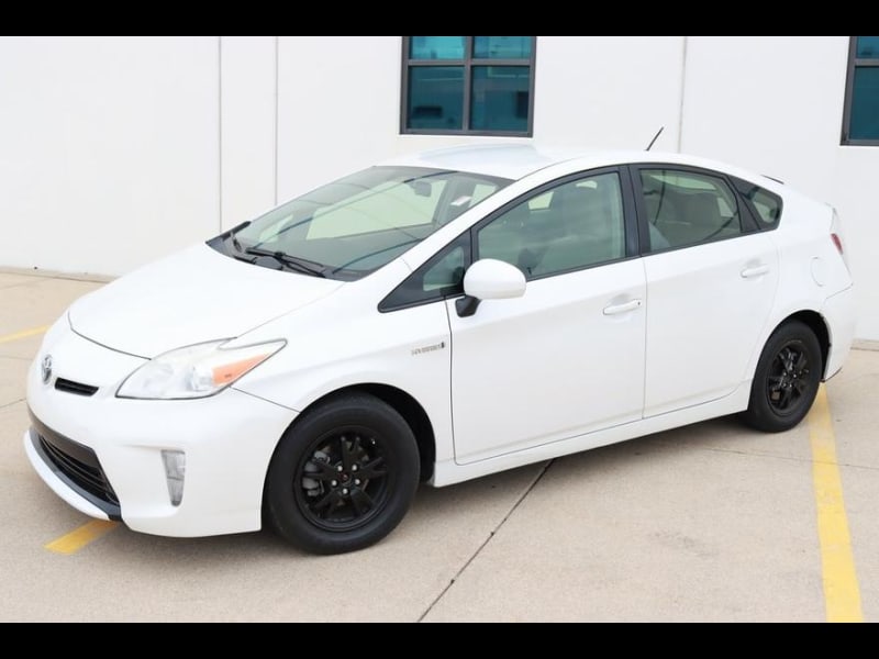 Toyota Prius 2012 price $10,590