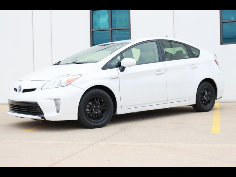 Toyota Prius 2012 price $10,590