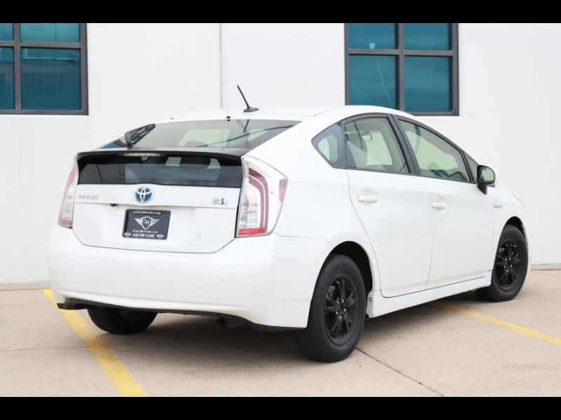 Toyota Prius 2012 price $10,590