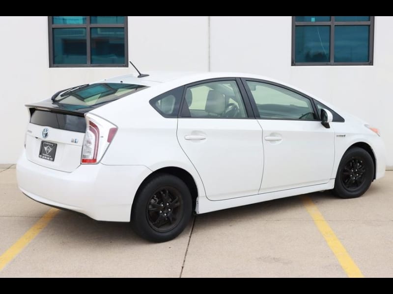 Toyota Prius 2012 price $10,590