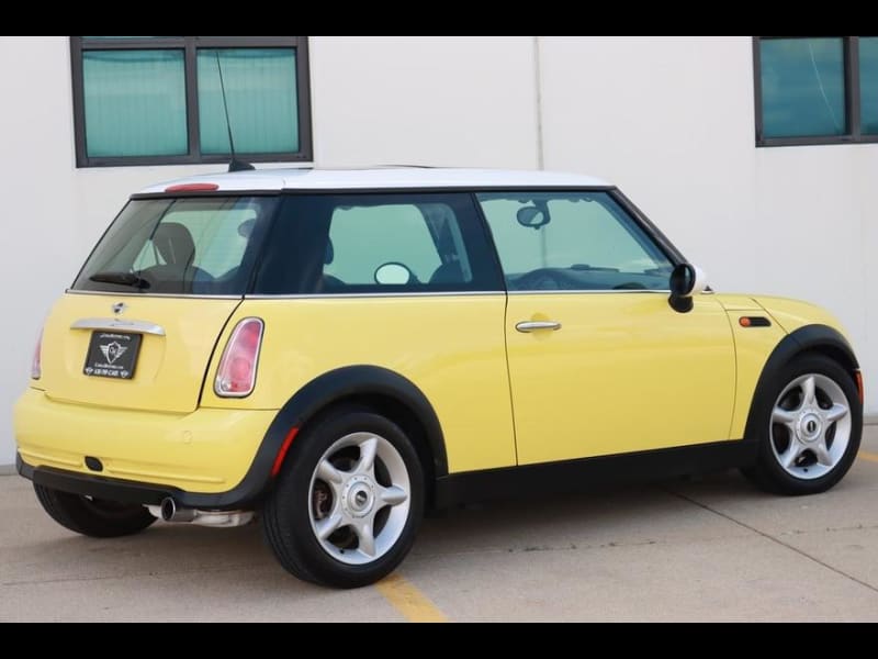 MINI Cooper 2005 price $7,890