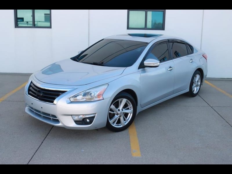 Nissan Altima 2013 price $7,590