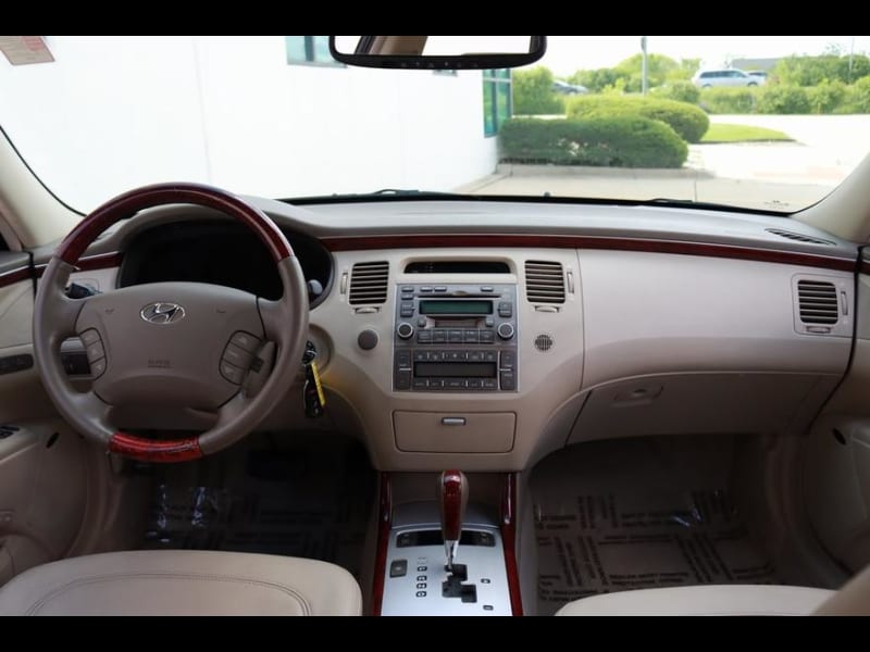 Hyundai Azera 2006 price $7,690