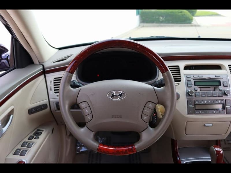 Hyundai Azera 2006 price $7,690