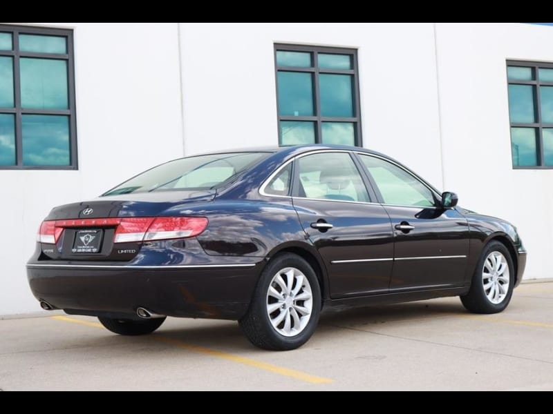 Hyundai Azera 2006 price $7,690