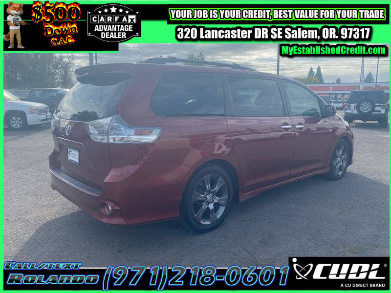 Toyota Sienna 2015 price $18,995