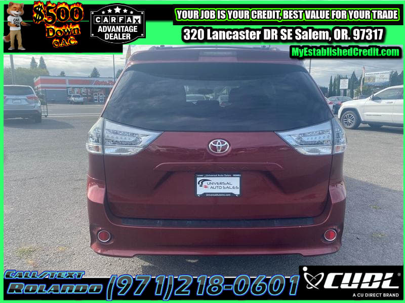 Toyota Sienna 2015 price $18,995