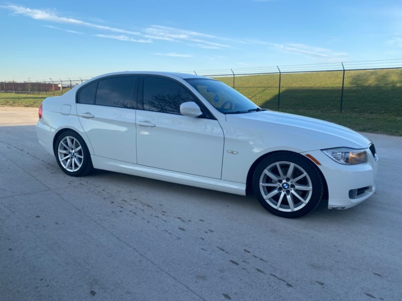 BMW 3-Series 2009 price $10,700