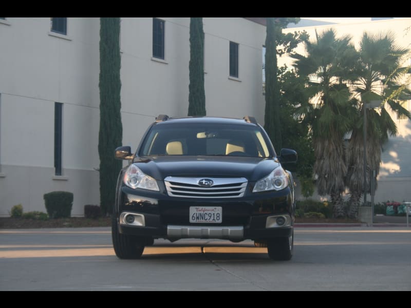 Subaru Outback 2012 price $11,999