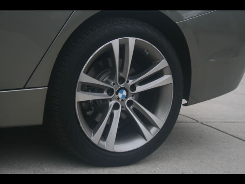 BMW 3-Series 2016 price $11,999