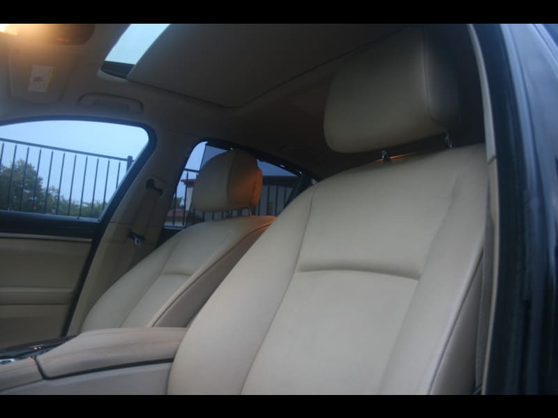 BMW 5-Series 2011 price $8,999