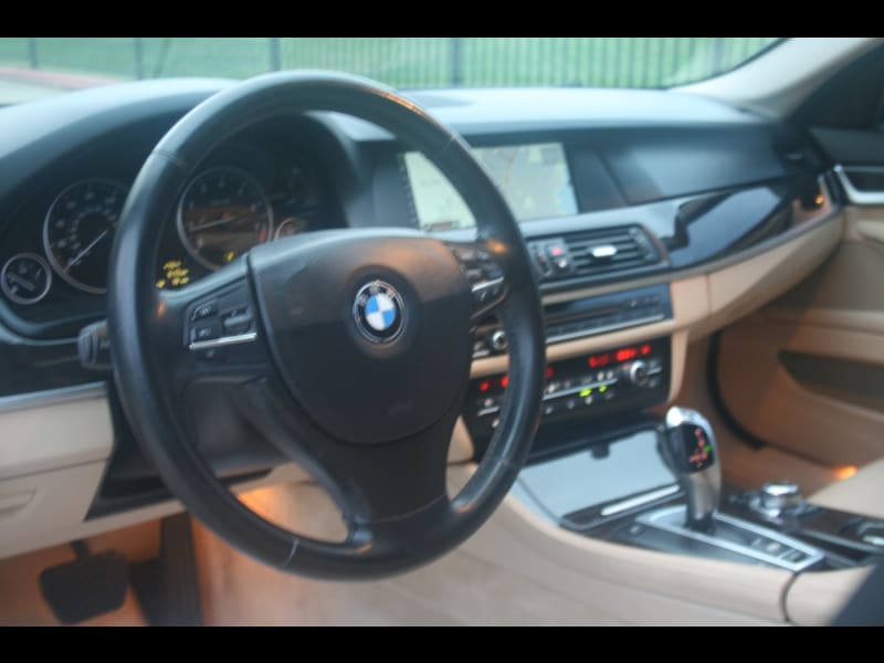 BMW 5-Series 2011 price $8,999