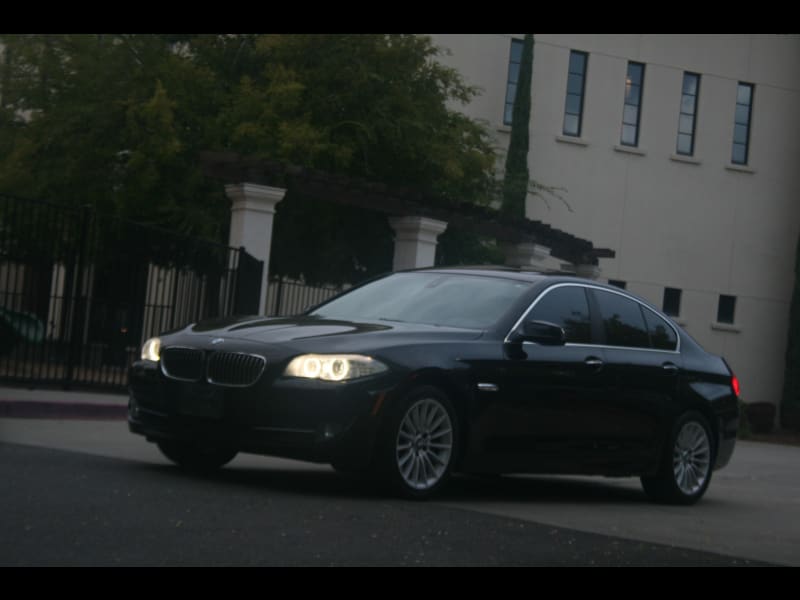 BMW 5-Series 2011 price $8,999