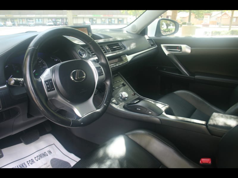 Lexus CT 200h 2012 price $10,999