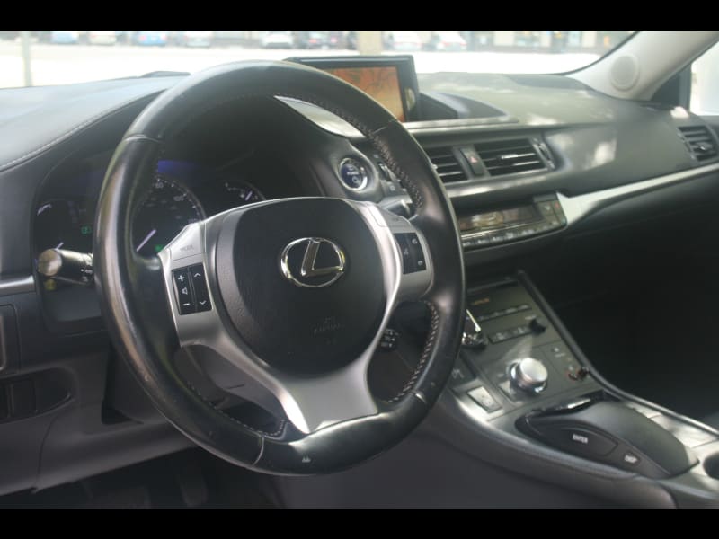 Lexus CT 200h 2012 price $10,999