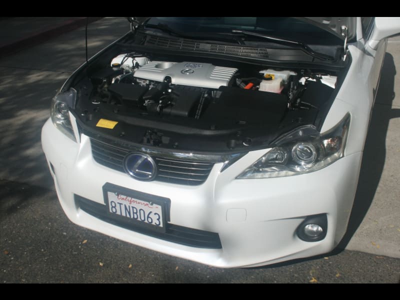 Lexus CT 200h 2012 price $10,999