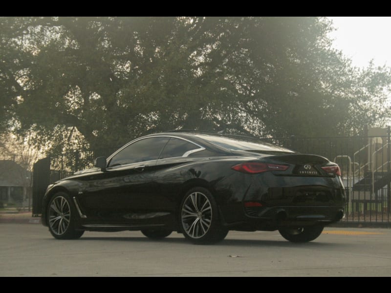 Infiniti Q60 2018 price $19,999