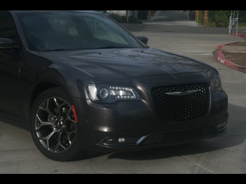 Chrysler 300S 2017 price $15,999