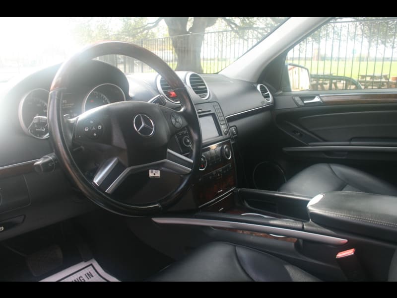 Mercedes-Benz GL-Class 2011 price $8,999